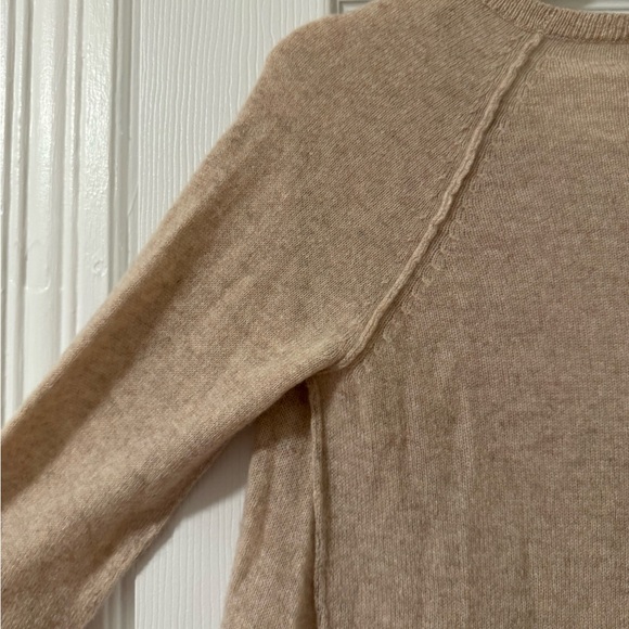Subtle Luxury 100% Cashmere Sweater Tan Beige Raw Hem Flowy XS/S Small - Picture 8 of 16